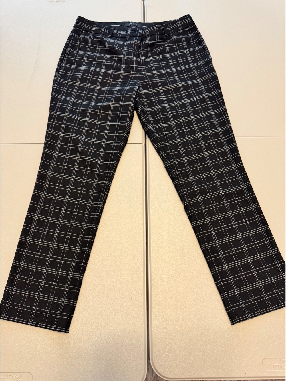 Ann Taylor Women's Black and White Plaid Dress Pants Size 8